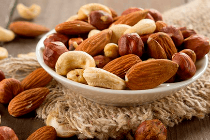 Ořechy jsou užitečným produktem pro zvýšení potence u mužů
